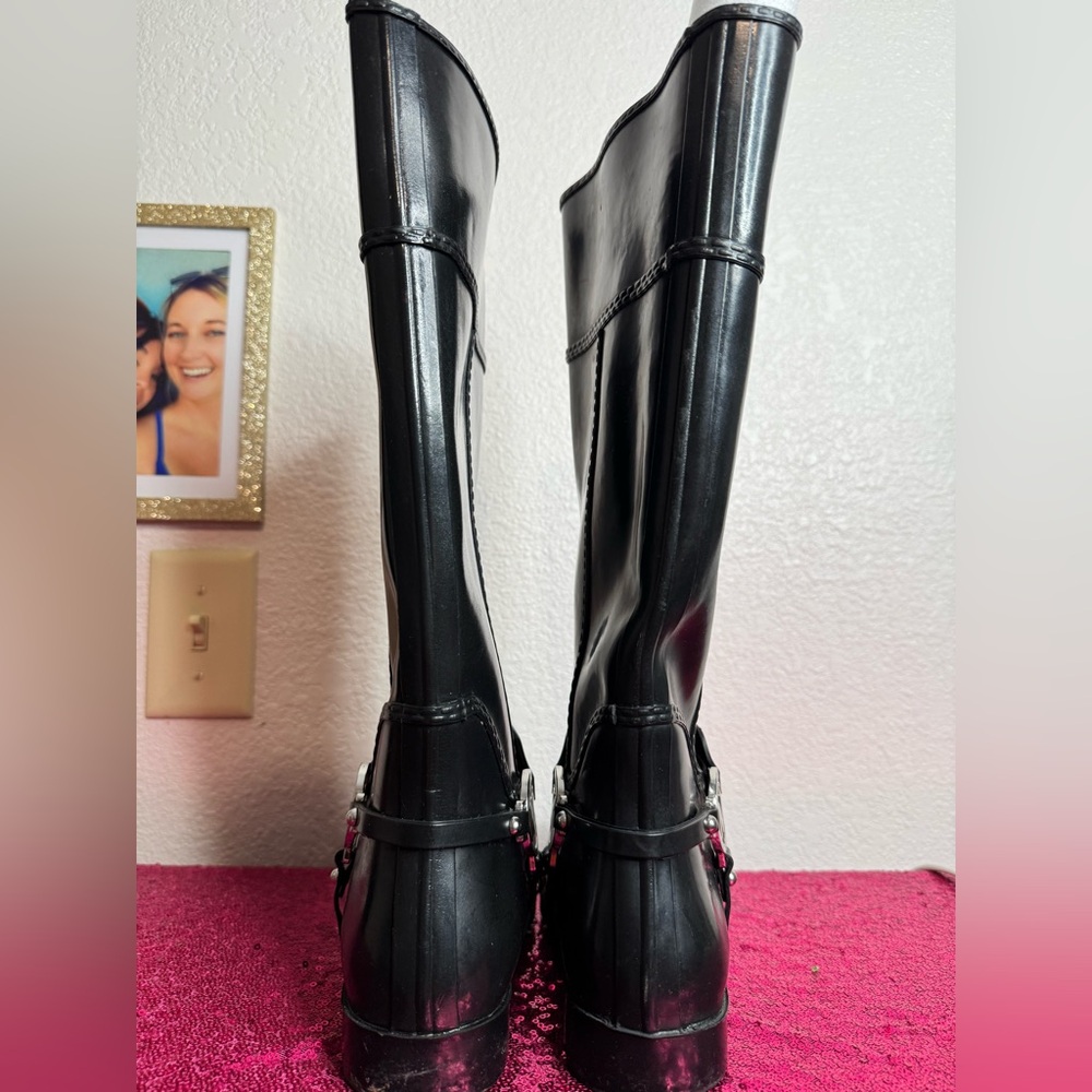 MICHAEL KORS 🖤 Women’s Rubber Knee-high Rain Boots (Size 7) - Picture 8 of 16